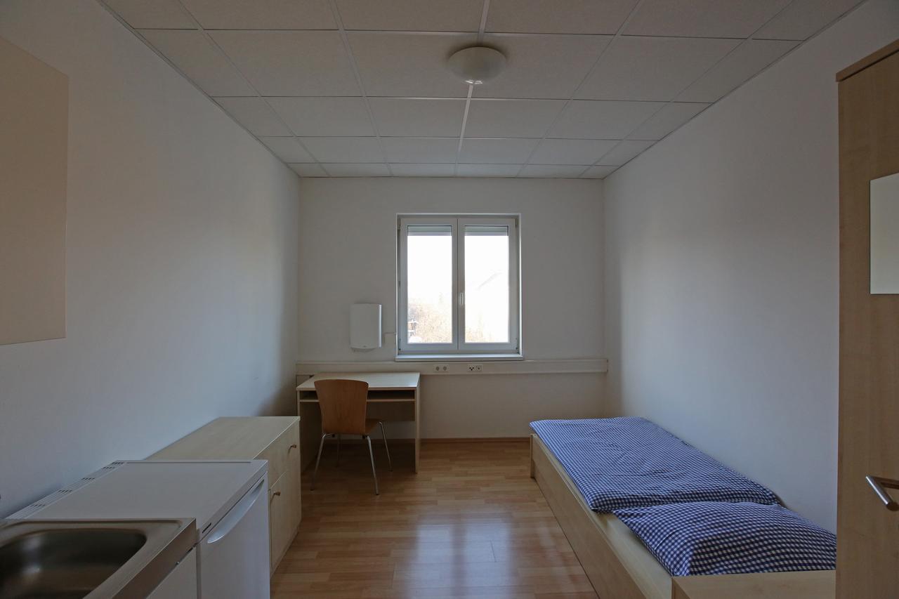Montagehotel Living@Линц Экстерьер фото